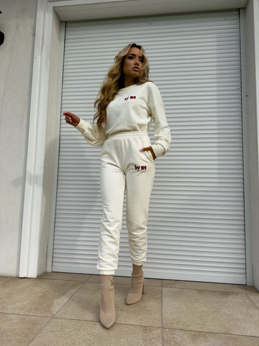 komplet dresowy kokosowy avenue