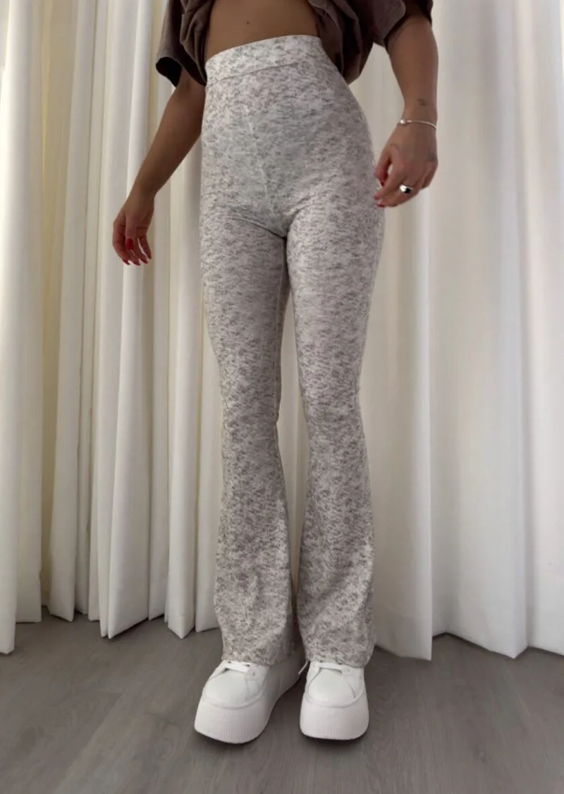 legginsy dzwony prążkowane