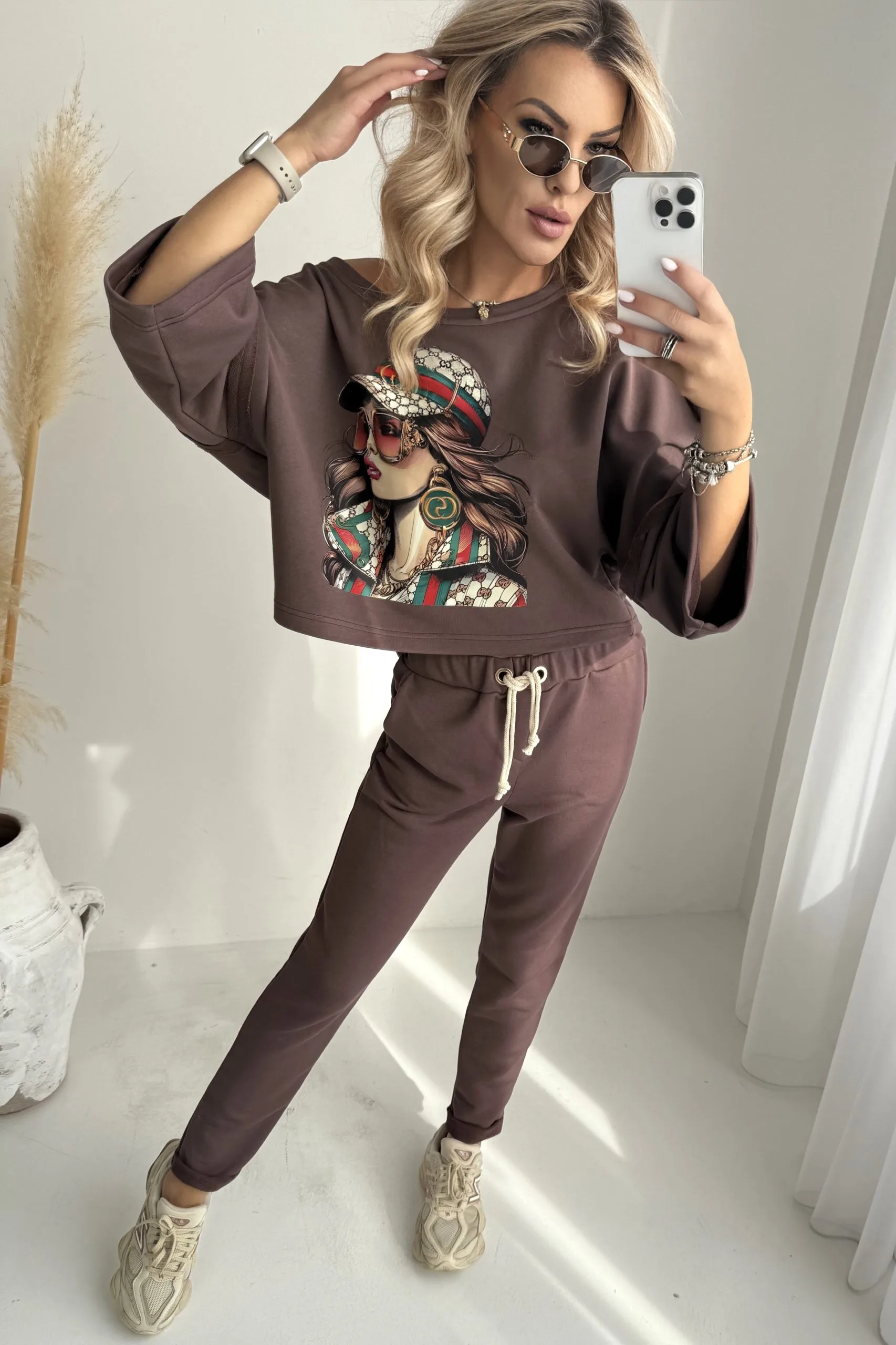 spodnie dresowe czekoladowe calm