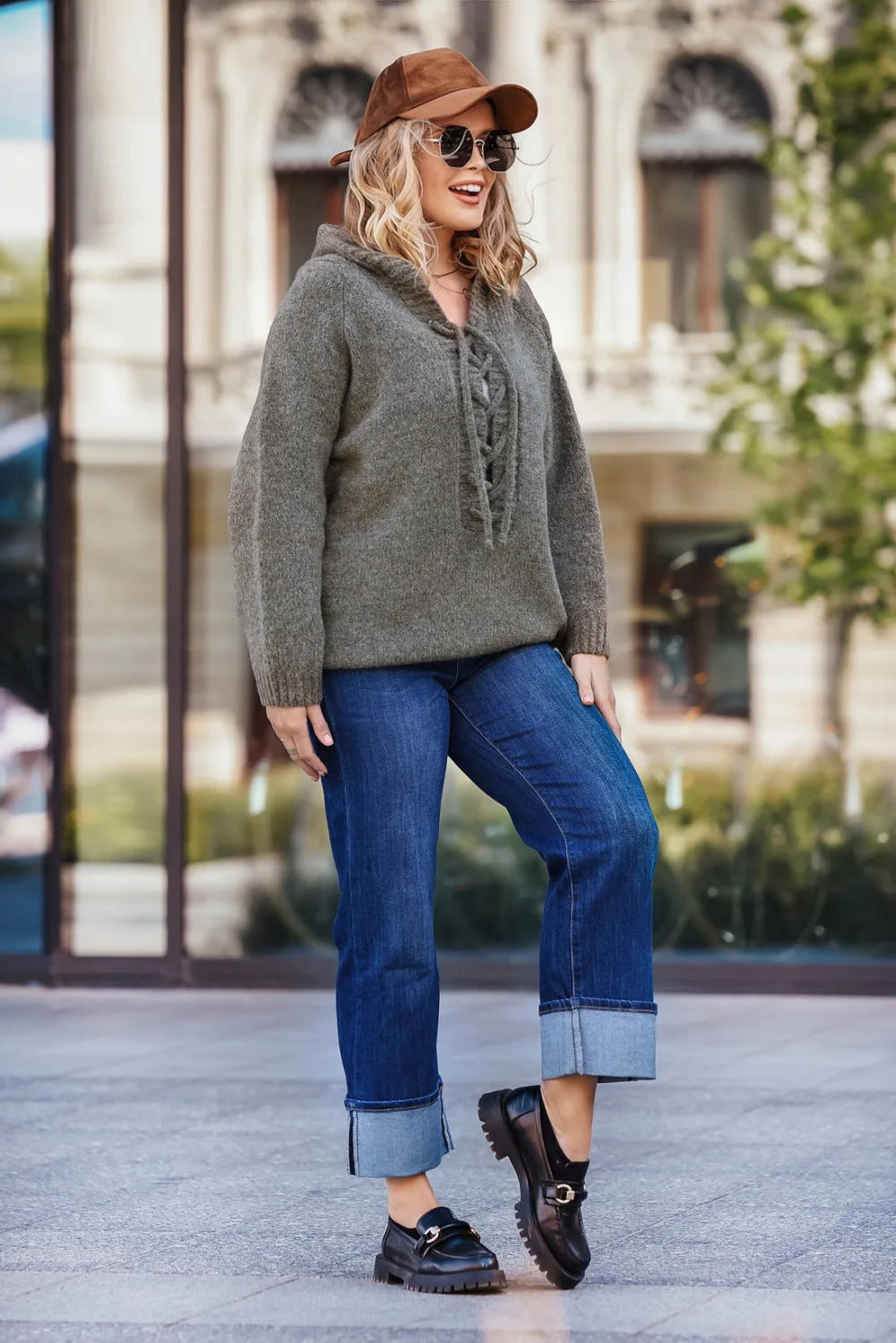 sweter z kapturem khaki vera