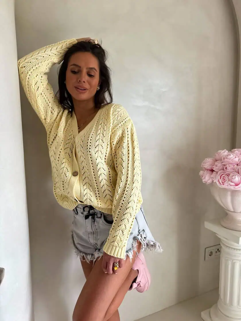 Sweter rozpinany ażurowy żółty WOOD - obrazek 3