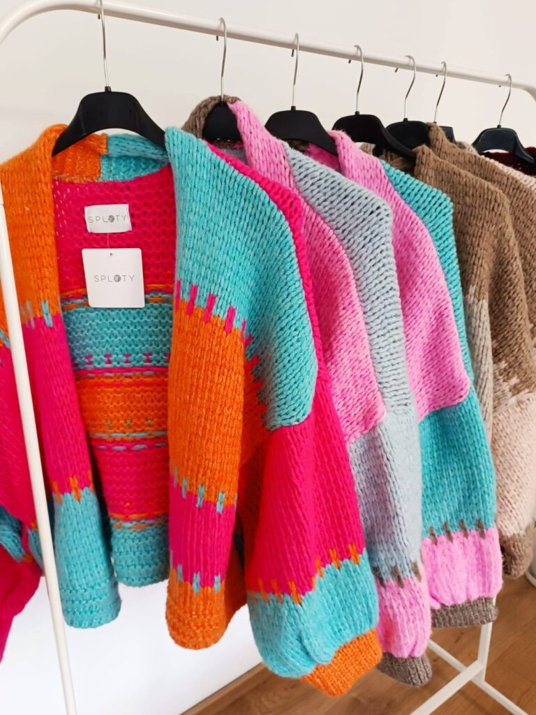 krótki kardigan damski