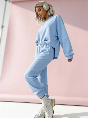 modny dres damski wygodny